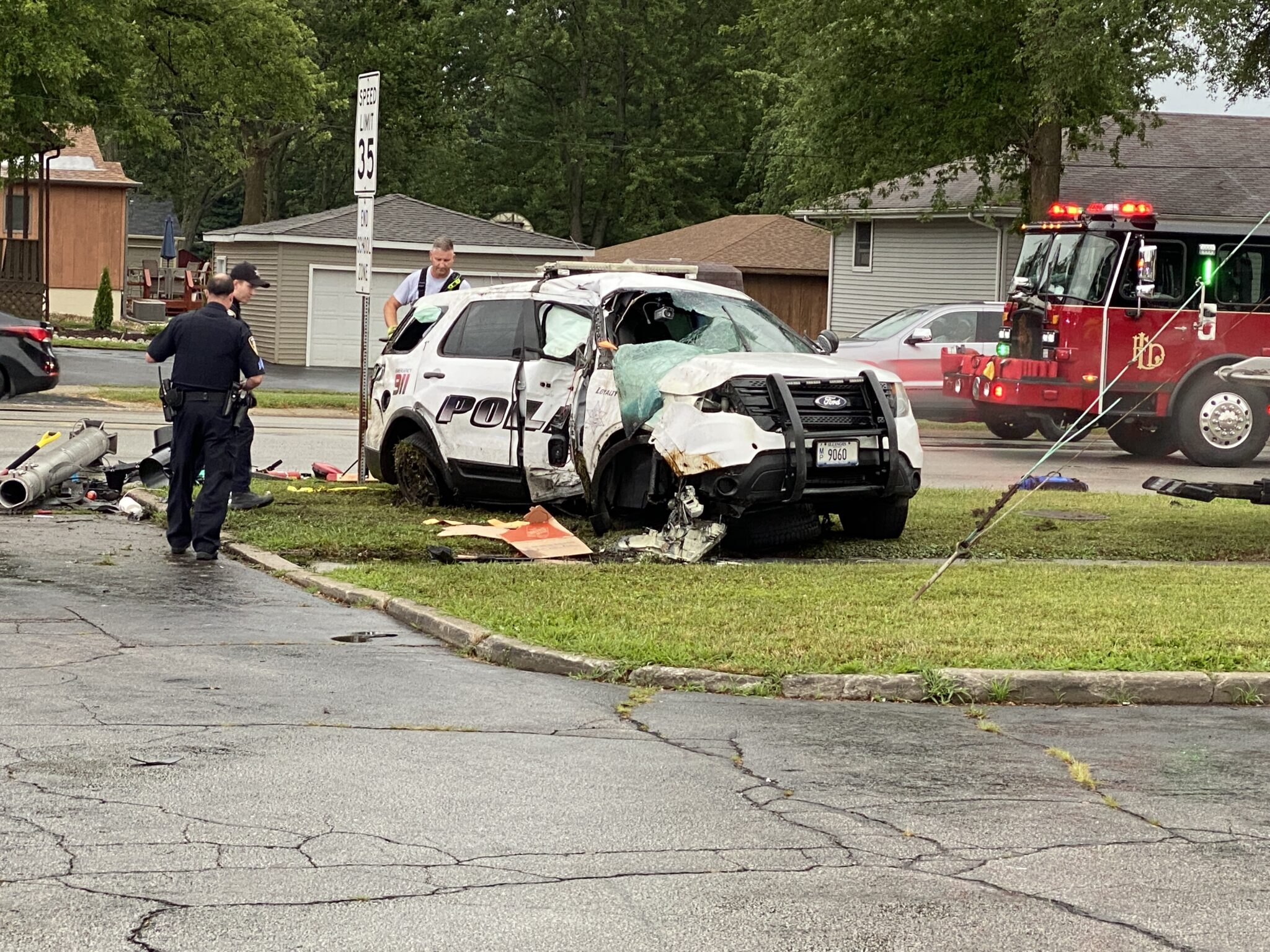 Lansing Squad Car Flipped After Responding To Accident Region News Source